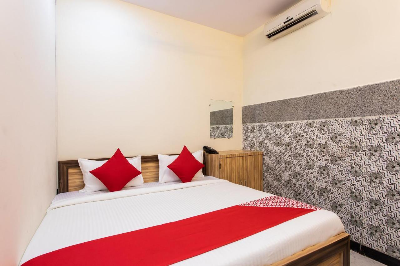 Oyo 24196 Hotel Shreenath Palace Ujjain Luaran gambar