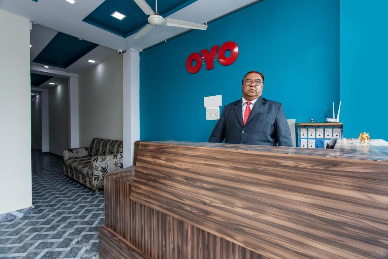 Oyo 24196 Hotel Shreenath Palace Ujjain Luaran gambar