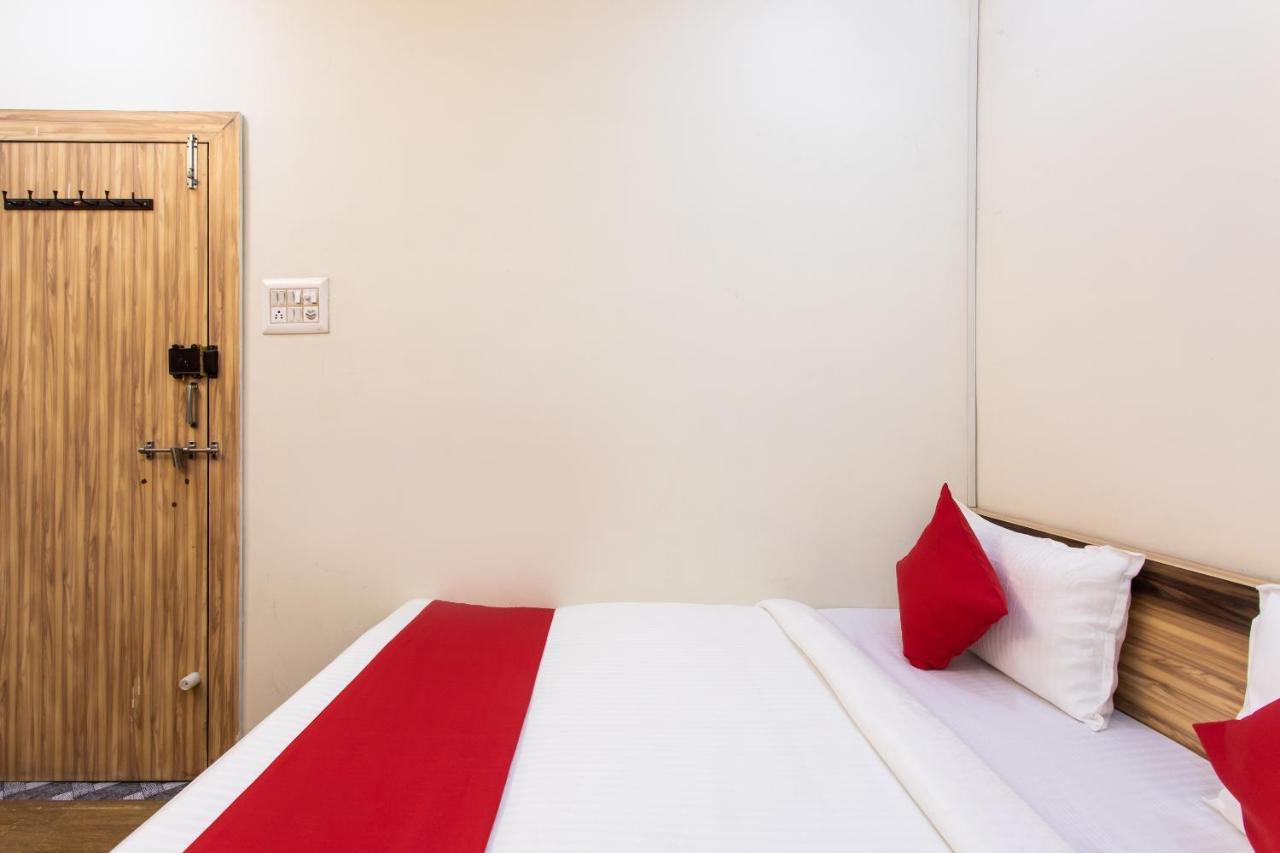 Oyo 24196 Hotel Shreenath Palace Ujjain Luaran gambar