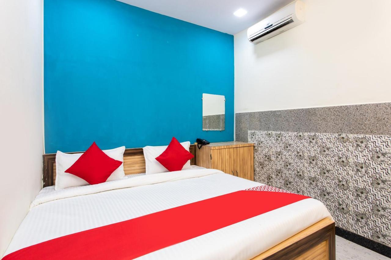 Oyo 24196 Hotel Shreenath Palace Ujjain Luaran gambar